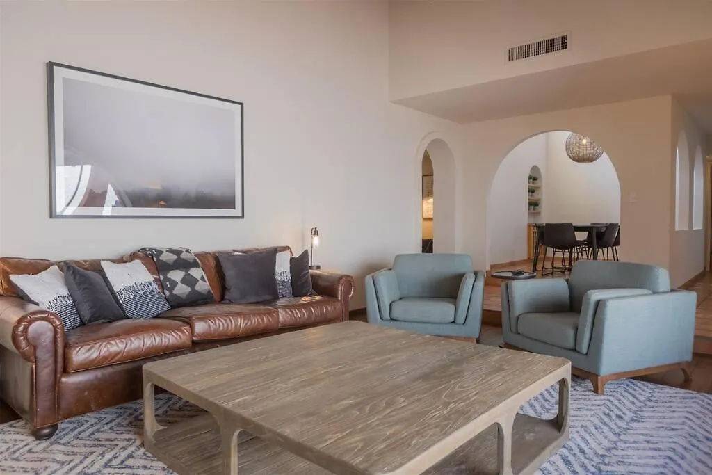 Spacious Arcadia Lite House W Pool Mtn Views 피닉스